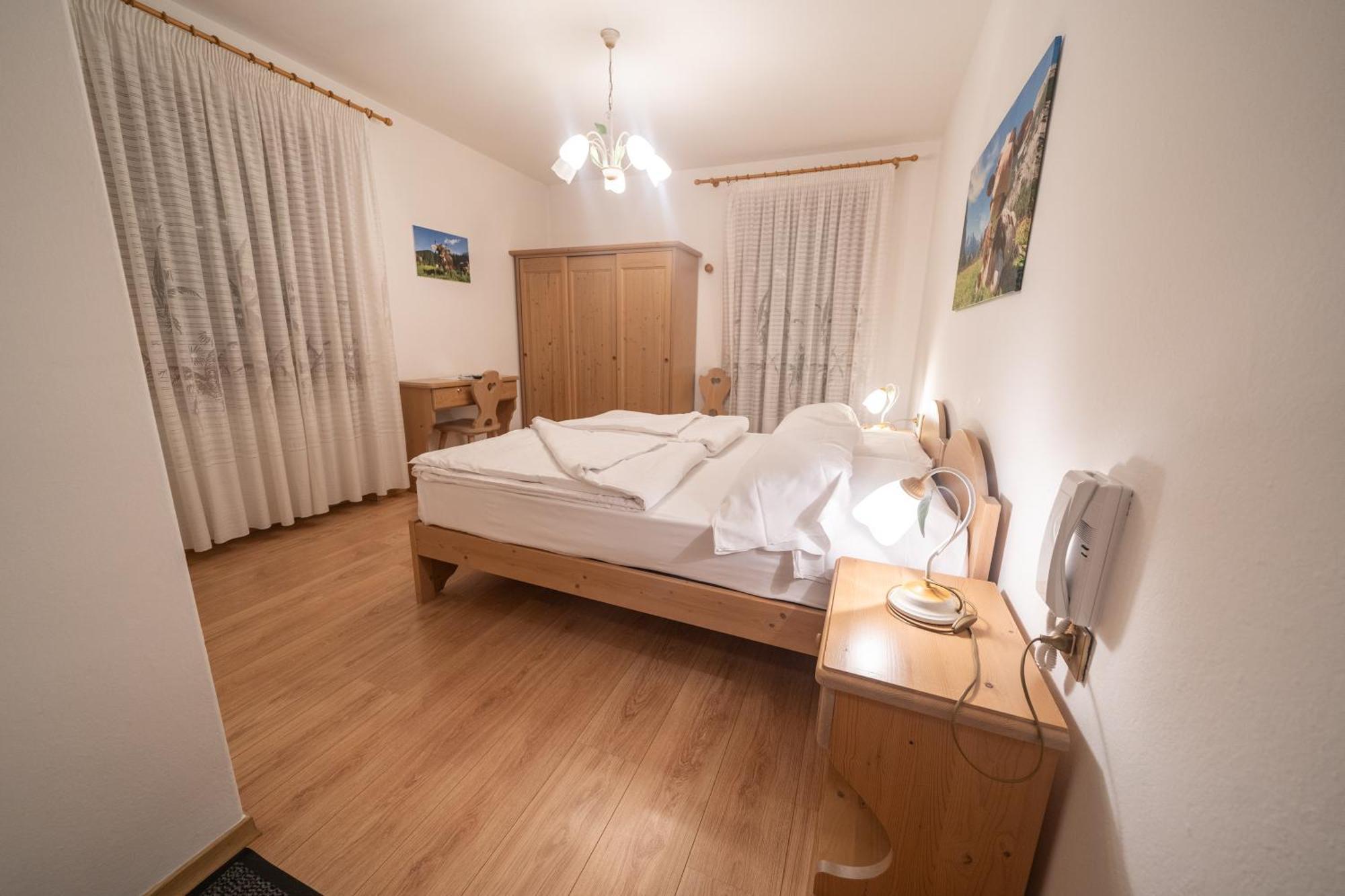 Hotel Fontana サッパーダ エクステリア 写真